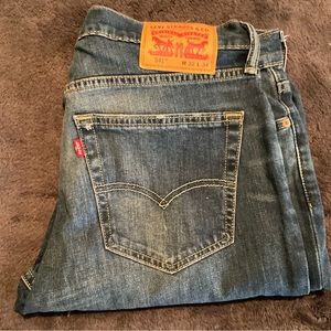 Mens Levi’s 541s